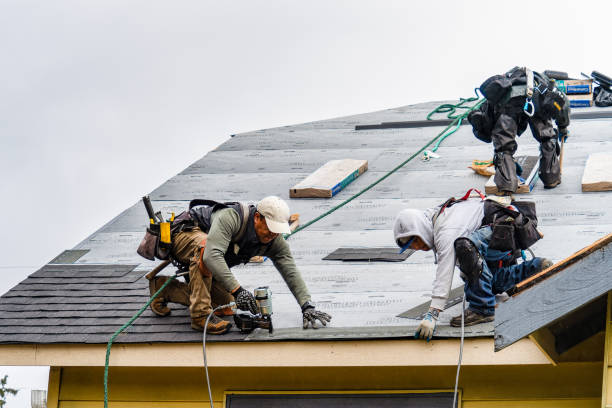 Professional Gutter Installation technician working in Oberlin, OH
